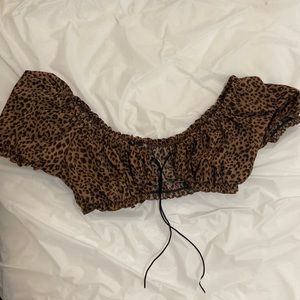 Cheetah print scrunch cropped top - ties in front, can adjust how tight